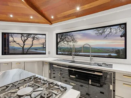 $2,500,000 | 160 Crest Road, Novato, CA 94945