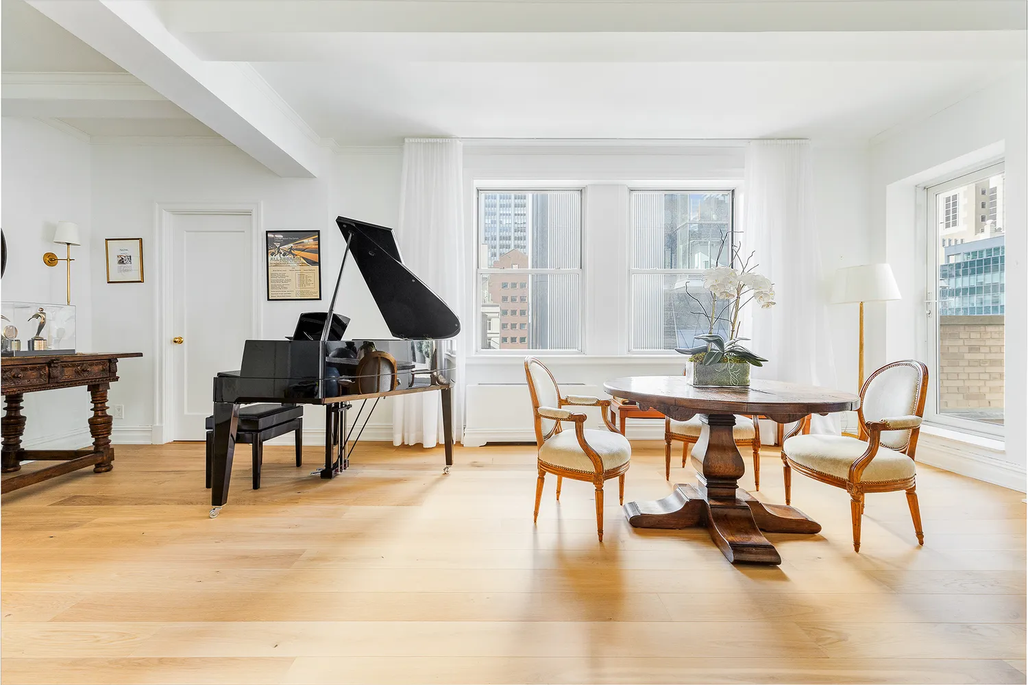 $3,500,000 | 111 East 56th Street, Unit PH19 | Midtown East