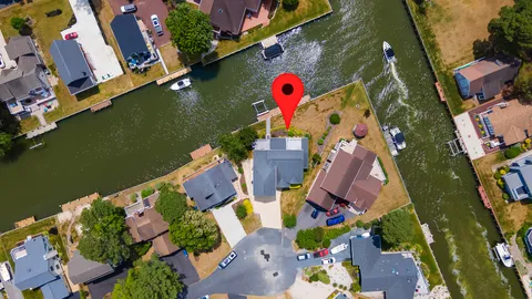 $1,295,000 | 17 Clipper Court, Berlin, MD 21811