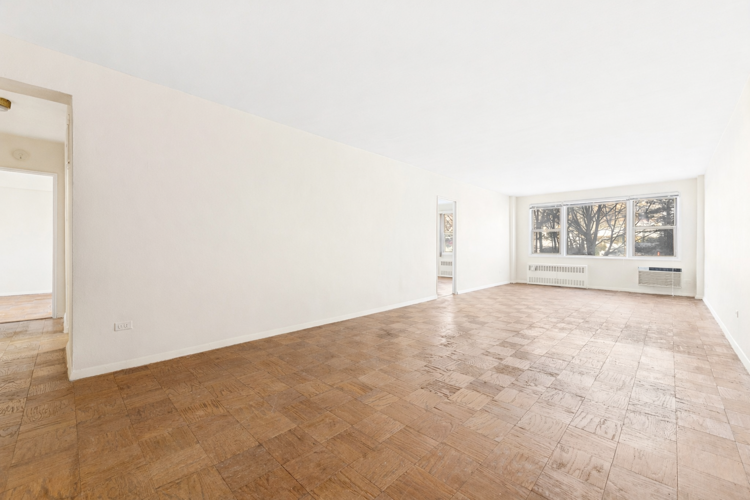 3755 Henry Hudson Parkway West, Unit 3F Bronx, NY 10463 - Photo 2 of 17 an empty room with a empty space