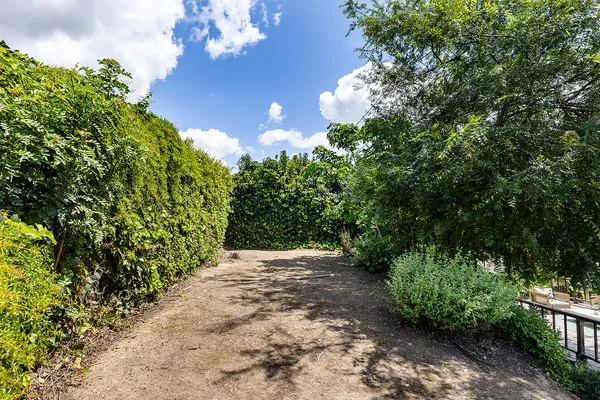 $999,000 | 3663 Roderick Road, Los Angeles, CA 90065