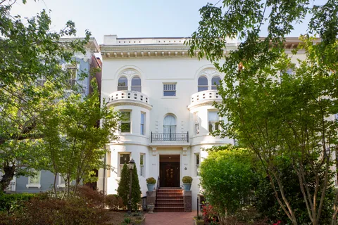 $700,000 | 308 East Capitol Street Northeast, Unit 8, Washington, DC 20003