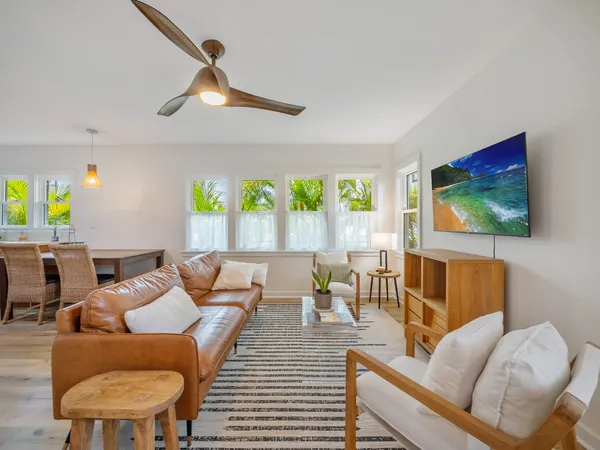 $3,395,000 | 244 Awakea Road, Kailua, HI 96734