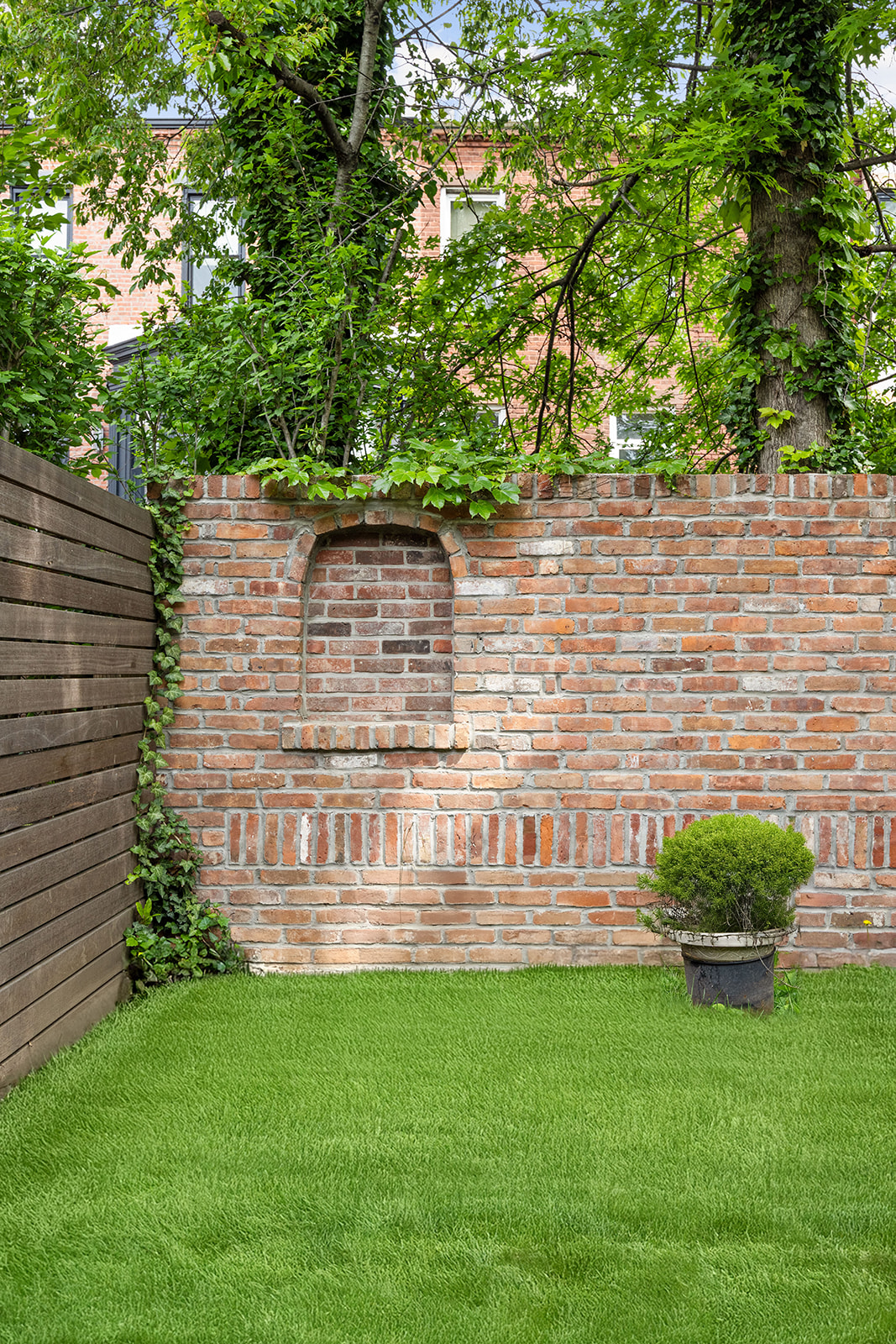 125 Rutland Road Brooklyn, NY 11225 - Photo 18 of 22 a view of a back yard