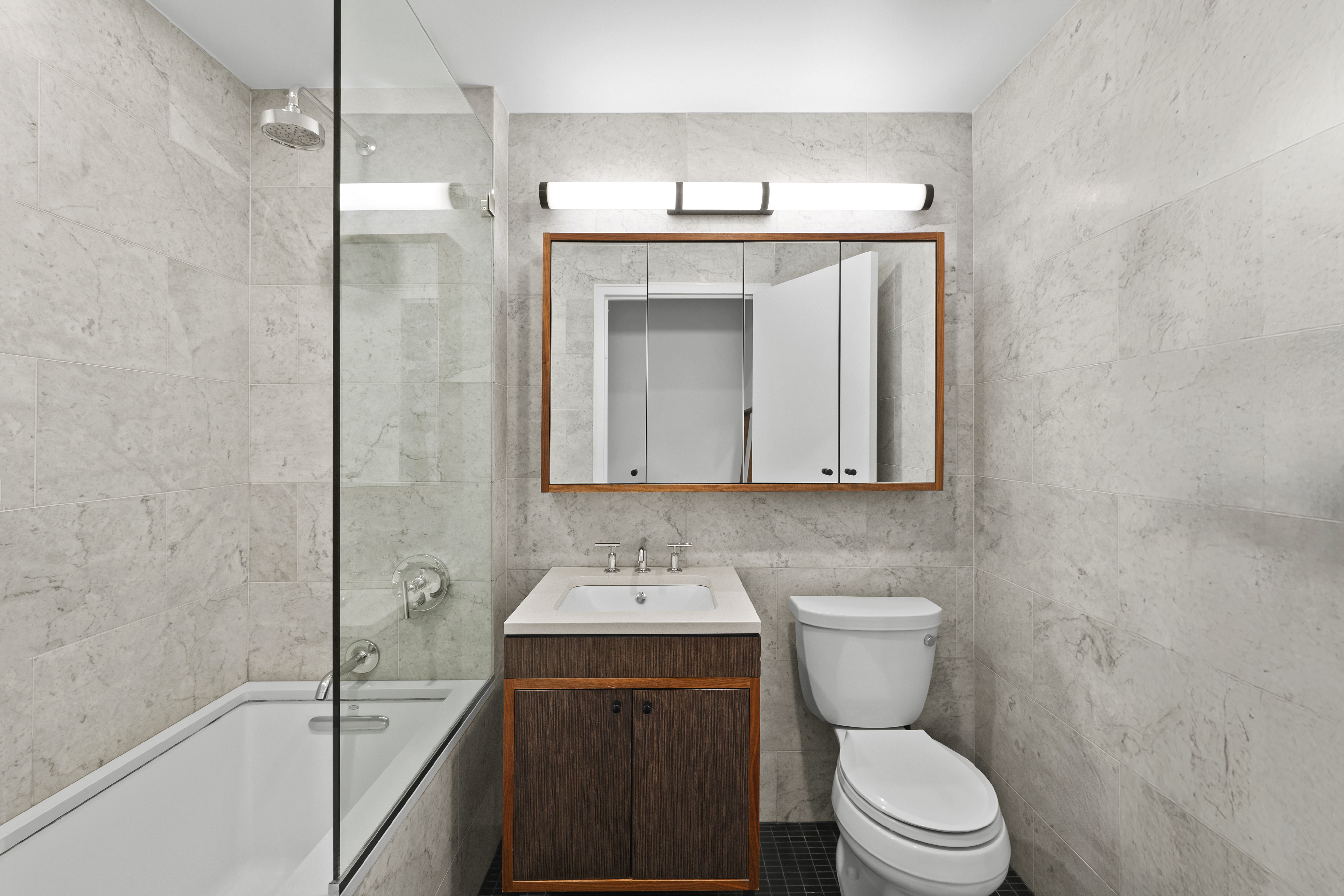 184 Kent Avenue, Unit D511 Brooklyn, NY 11249 - Photo 5 of 6