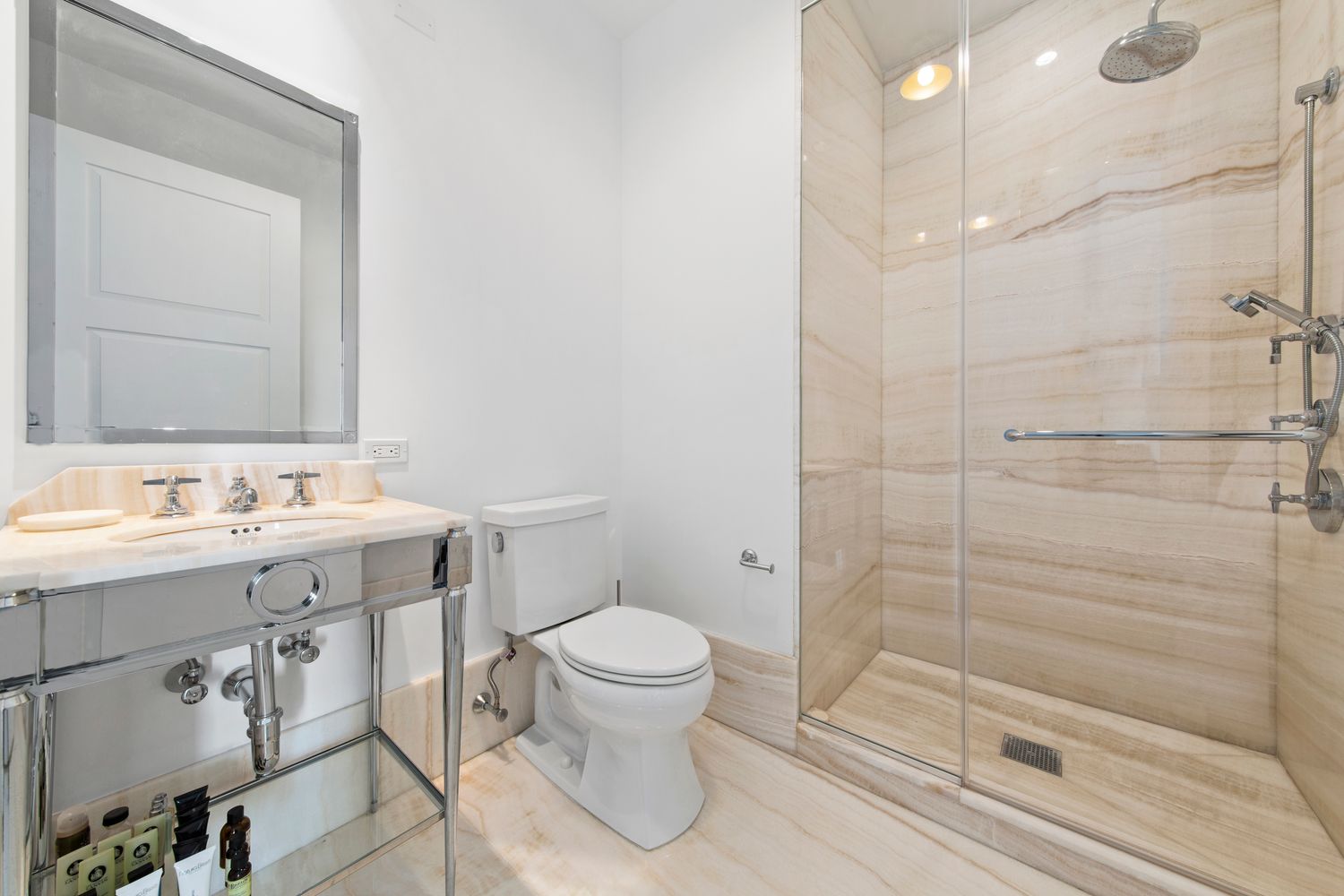 $4,050,000 | 30 Park Place, Unit 72C | TriBeCa