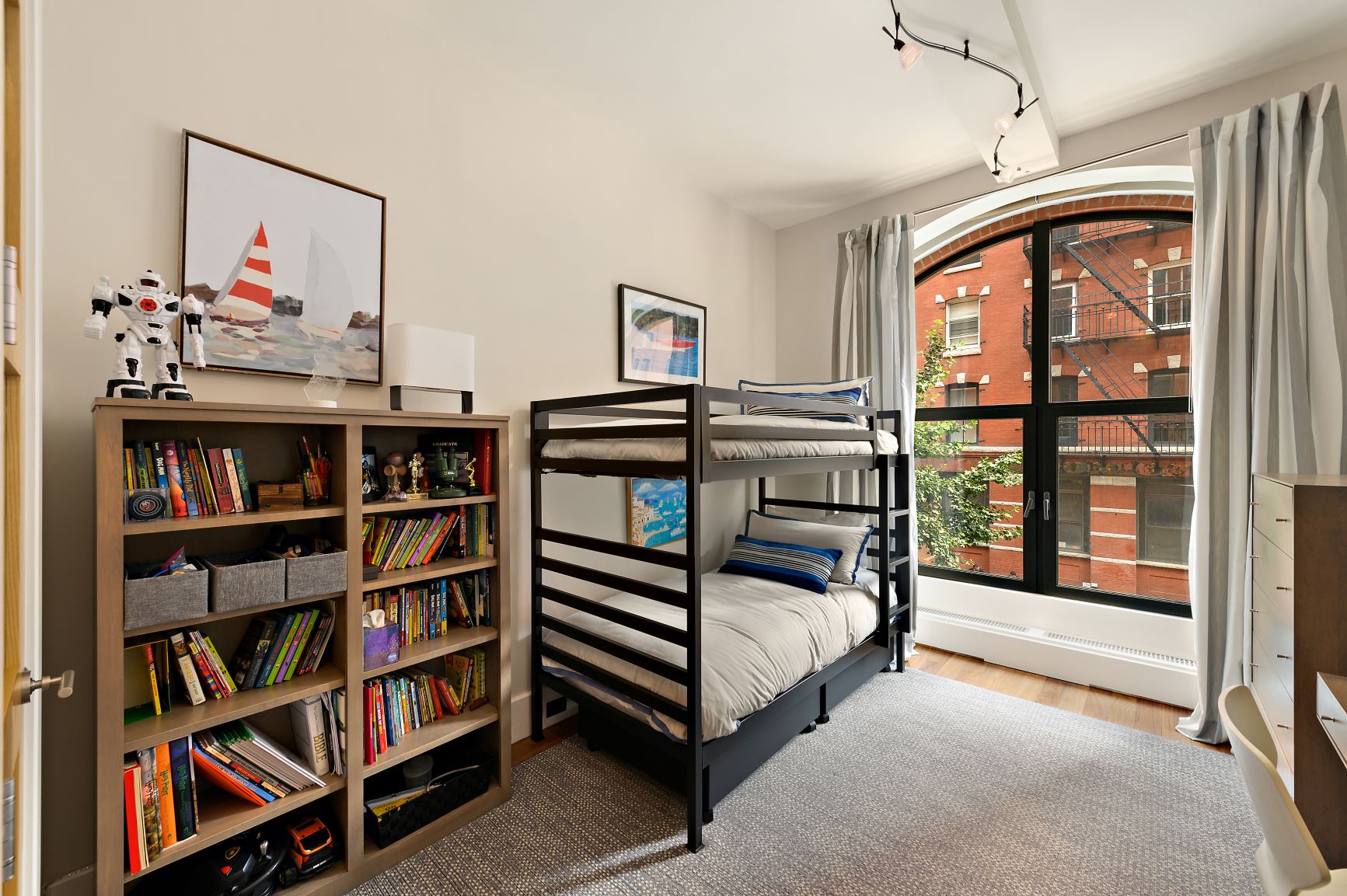 414 Washington Street, Unit 2 Manhattan, NY 10013 - Photo 11 of 32