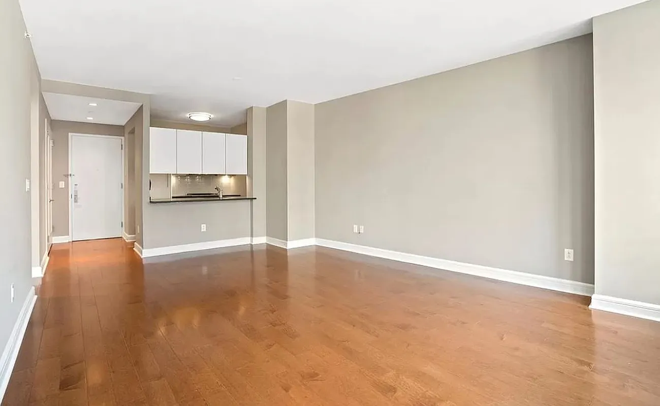 100 Riverside Boulevard, Unit 8B Manhattan, NY 10069 - Photo 3 of 11