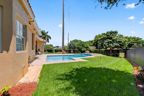 $2,375,000 | 8920 Southwest 162nd Terrace, Palmetto Bay, FL 33157
