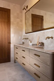 $3,185,000 | 15719 Hartsook Street, Encino, CA 91436