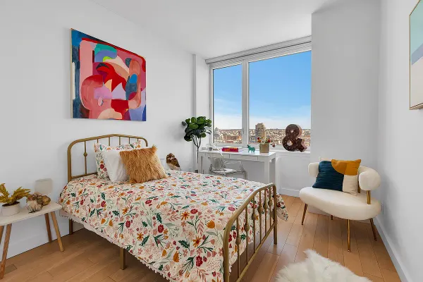 $8,000 | 22 North 6th Street, Unit 27J | Williamsburg