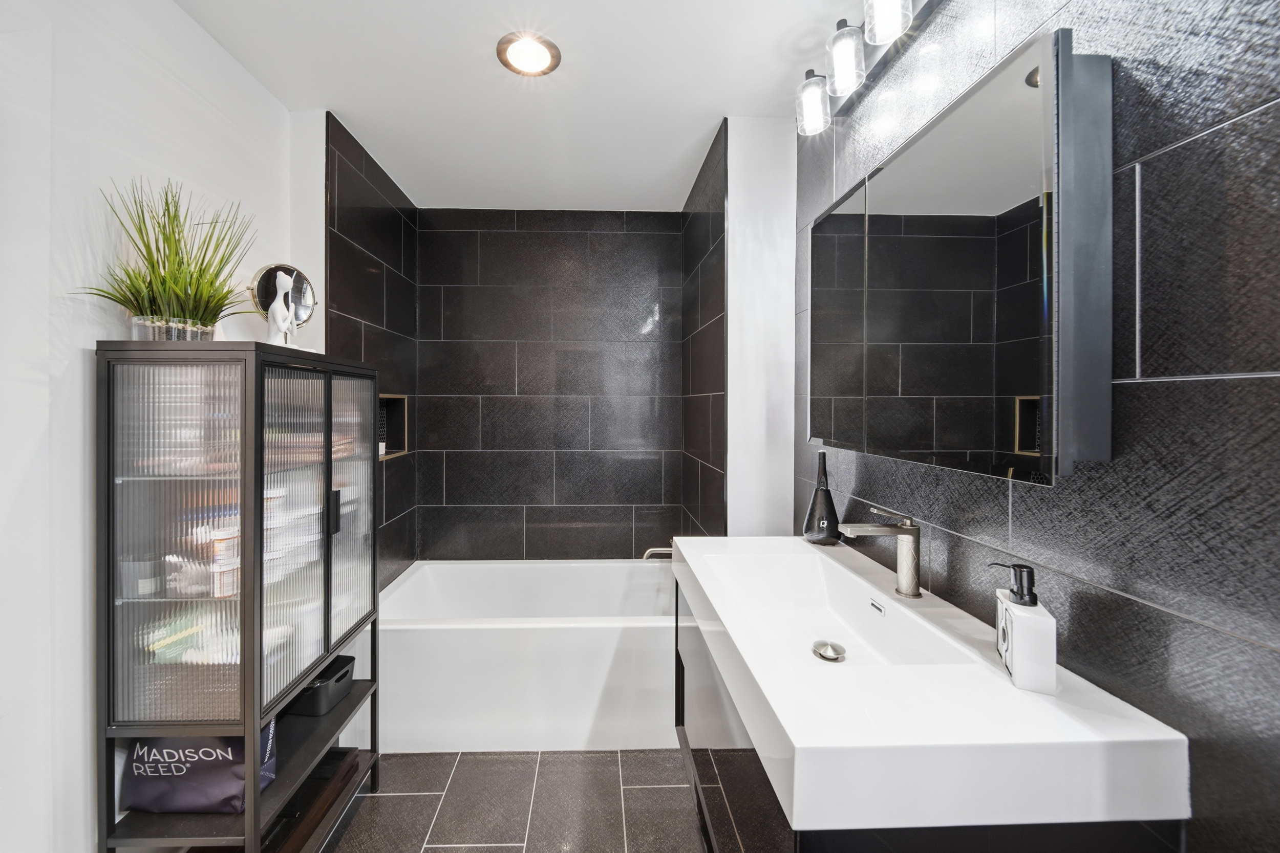 6101 Edsall Road, Unit 1805 Alexandria, VA 22304 - Photo 38 of 49 Gallery Image 38