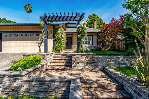 $1,800,000 | 1116 Pinewood Drive, Napa, CA 94558