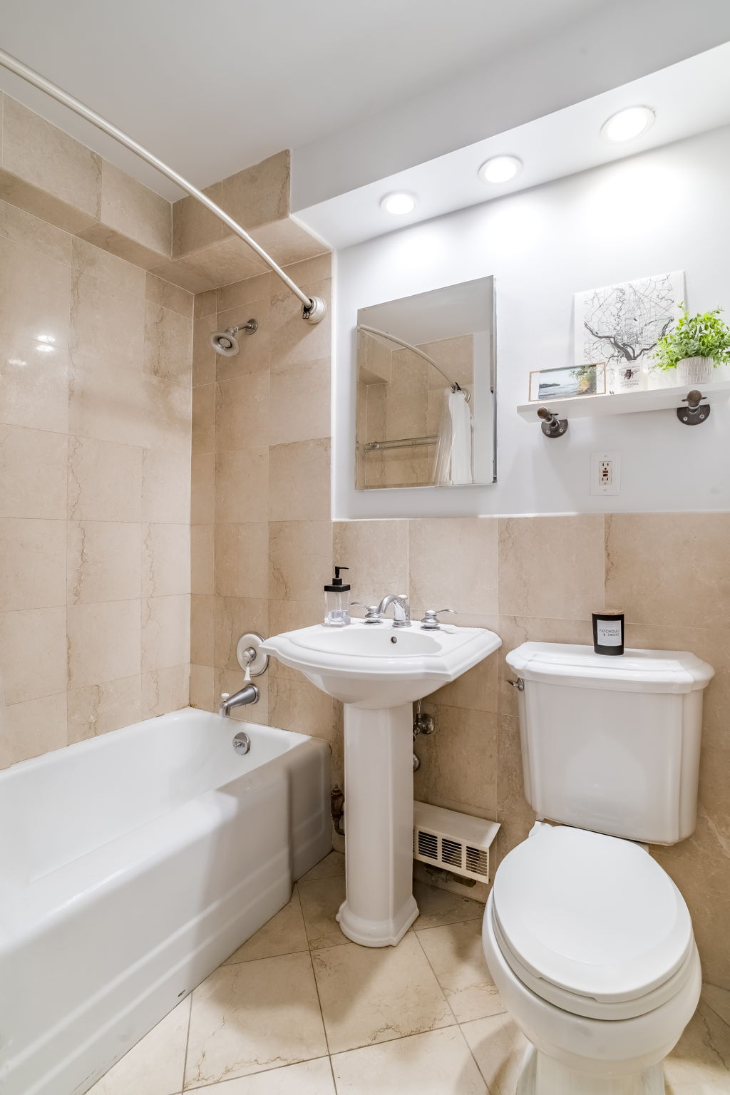 363 East 76th Street, Unit 2G Manhattan, NY 10021 - Photo 8 of 15