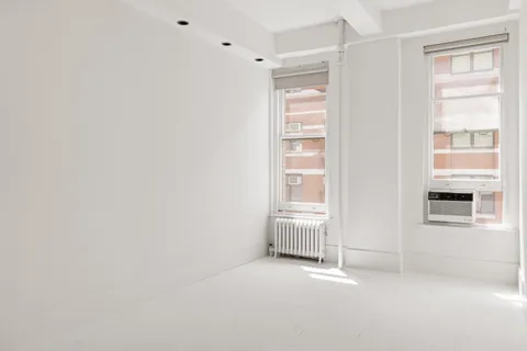 $1,475,000 | 100 Hudson Street, Unit 4C | TriBeCa