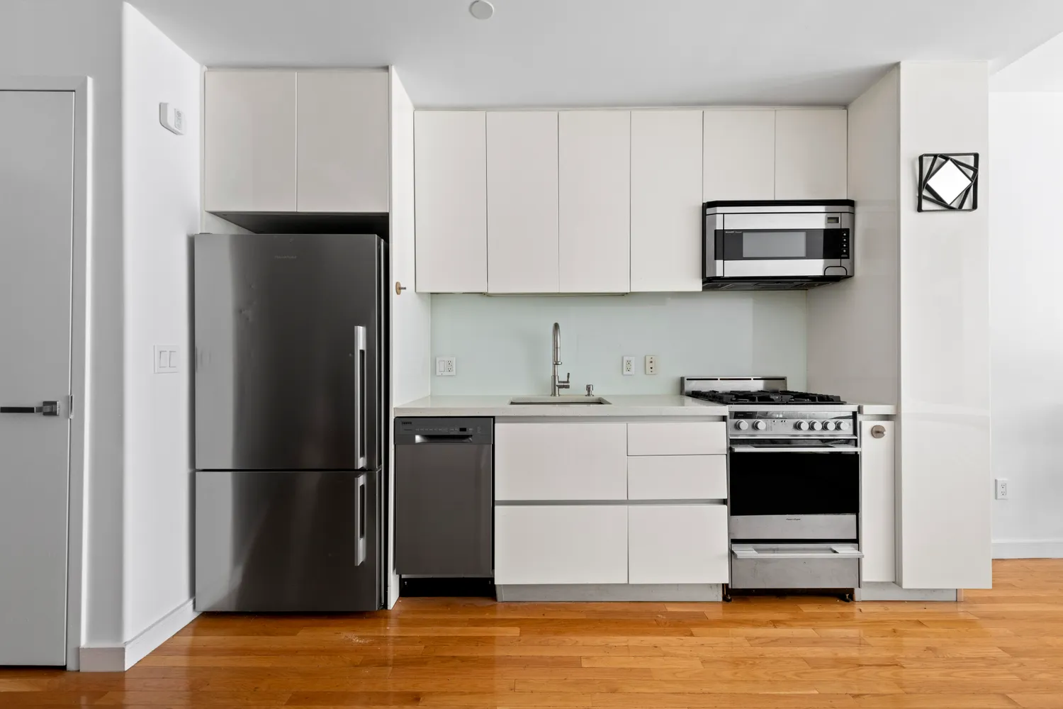 $3,950 | 148 East 24th Street, Unit 3D | Kips Bay