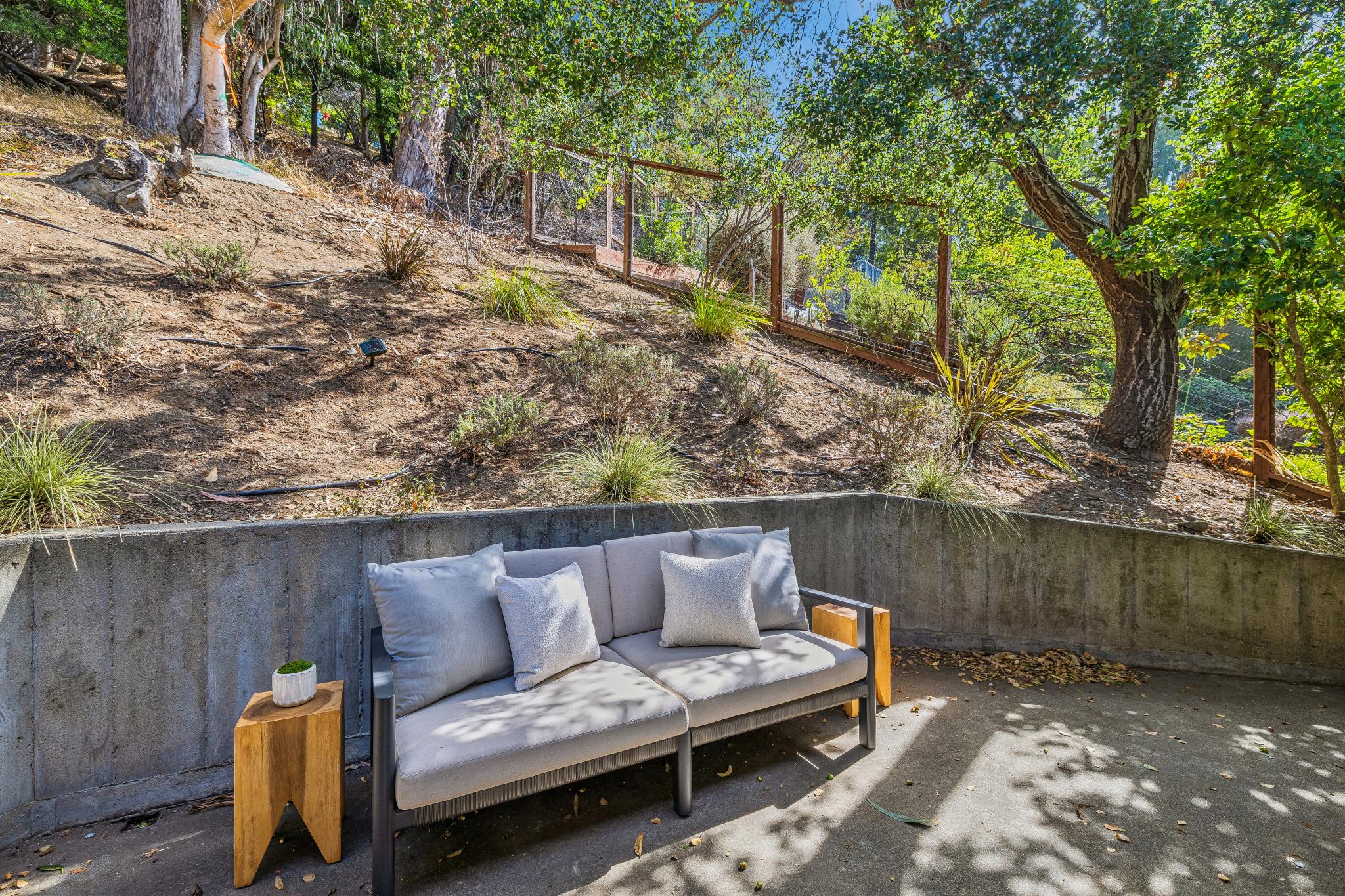 102 Crest Road Piedmont, CA 94611 - Photo 77 of 87 Gallery Image 77