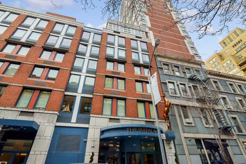 $2,495,000 | 404 East 76th Street, Unit 8A | Lenox Hill