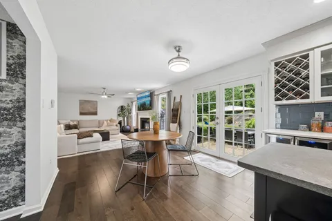 $725,000 | 220 Foxburg Drive, Pittsburgh, PA 15205