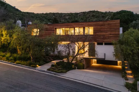 $11,495,000 | 17731 Calle De Palermo, Pacific Palisades, CA 90272