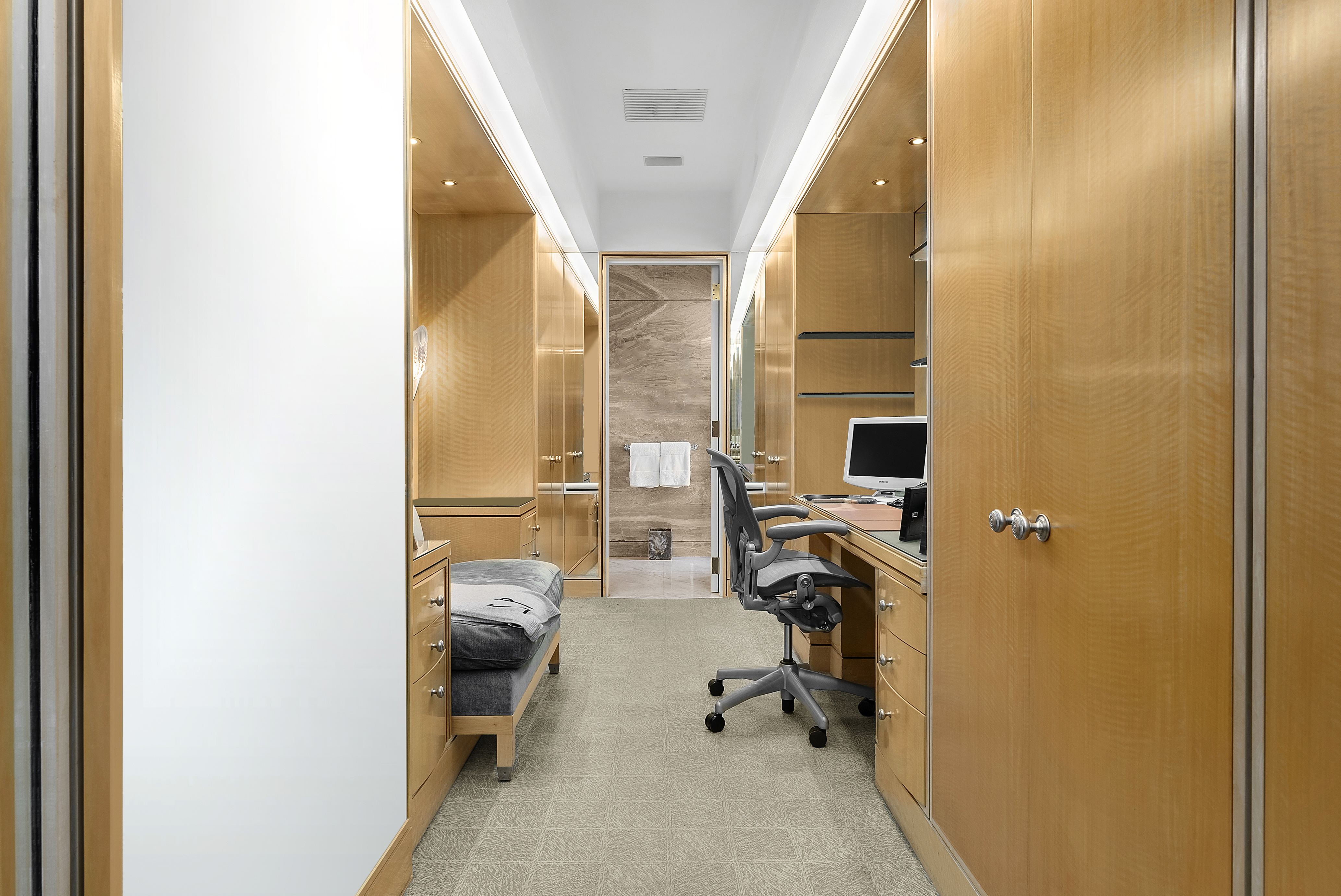 944 5th Avenue Manhattan, NY 10021 - Photo 11 of 12