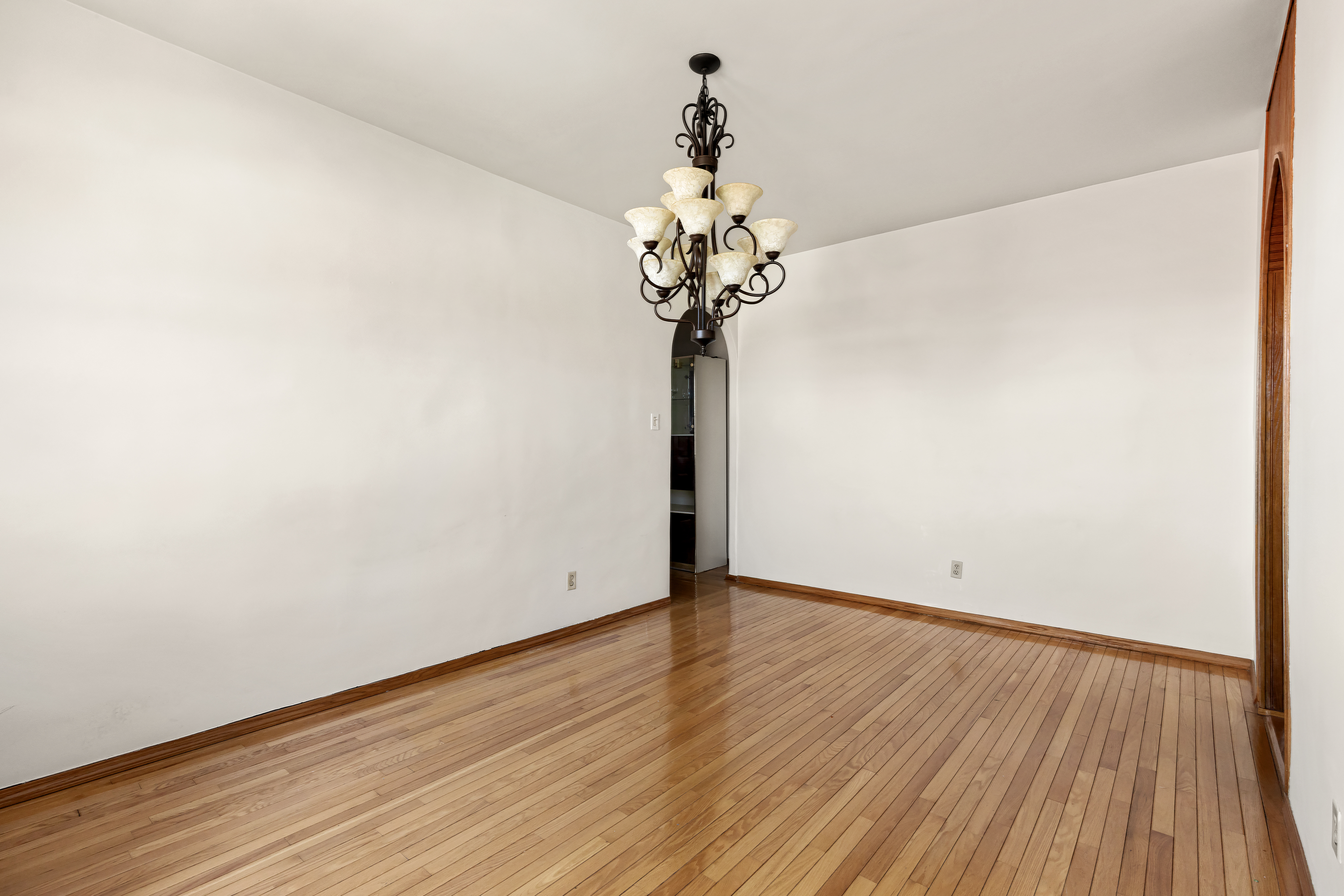 421 Crown Street, Unit 16R Brooklyn, NY 11225 - Photo 2 of 12