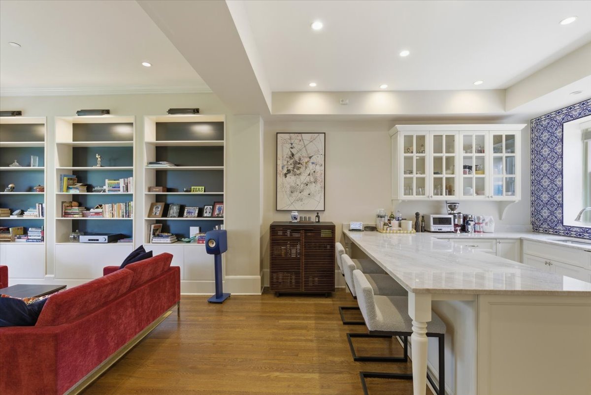 1632 S Street Northwest, Unit 32 Washington, DC 20009 - Photo 8 of 31