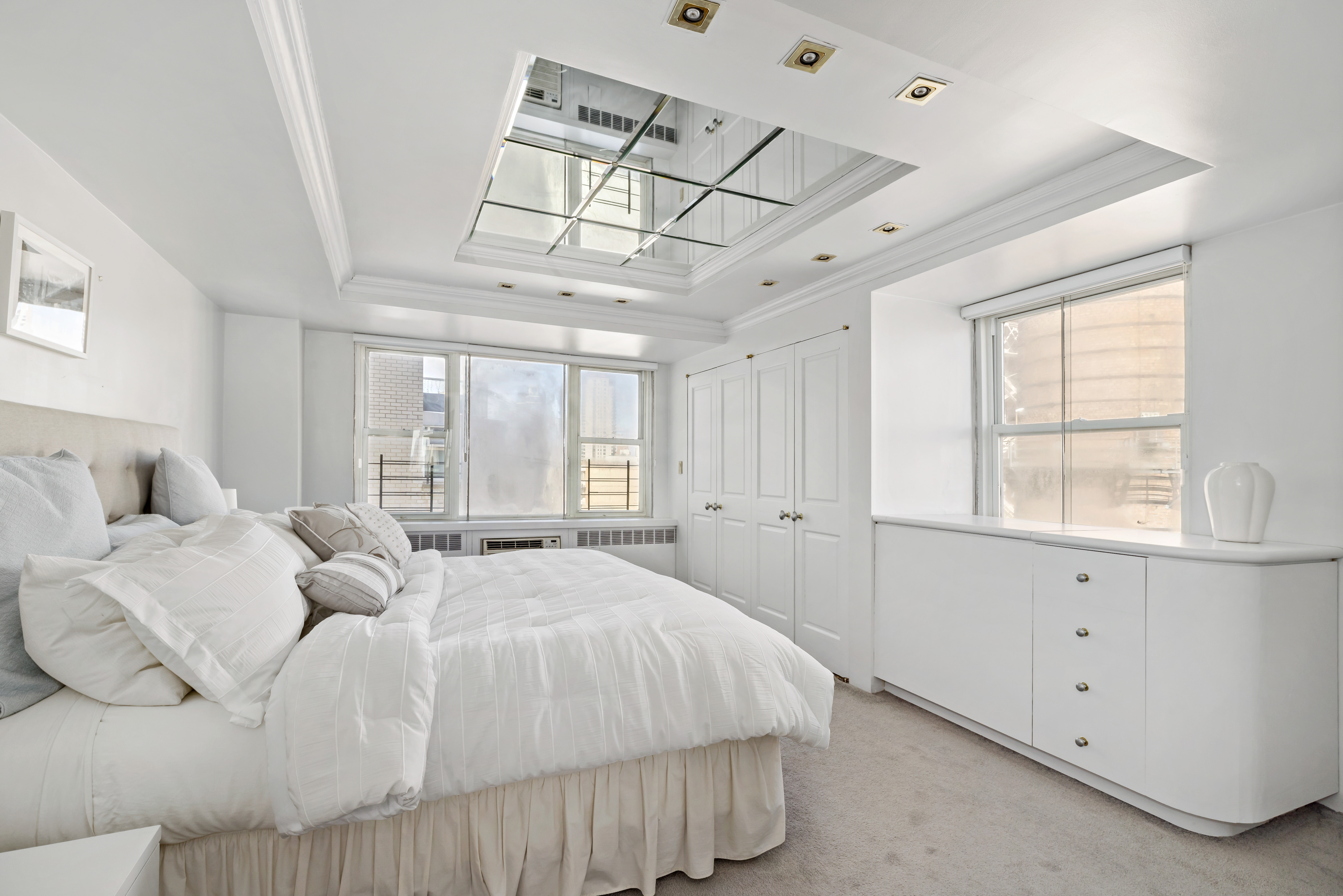 35 Sutton Place, Unit 19B Manhattan, NY 10022 - Photo 13 of 25