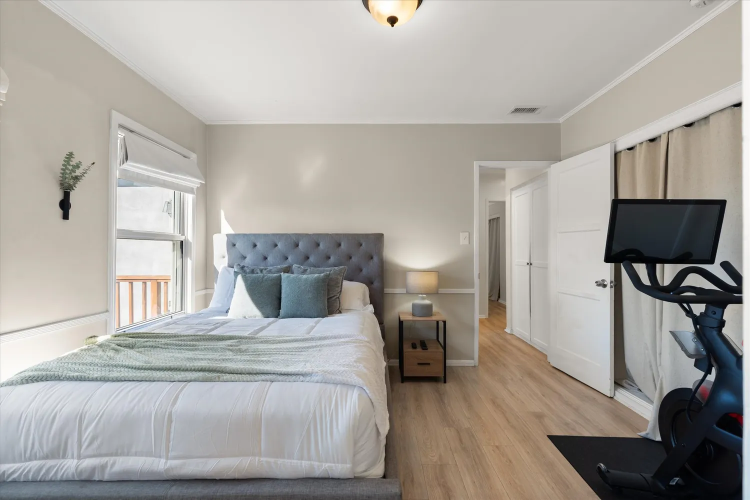 $969,995 | 10253 South 4th Avenue, Inglewood, CA 90303