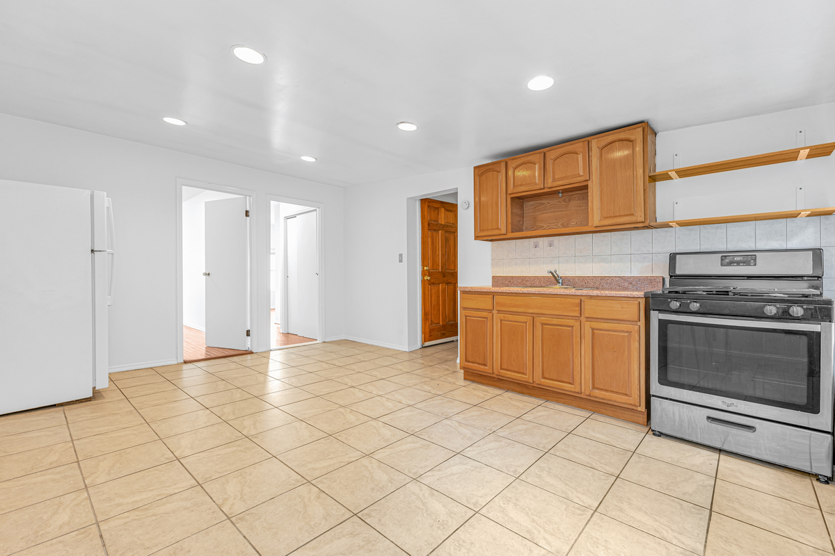 116 Ryerson Street, Unit 2 Brooklyn, NY 11205 - Photo 5 of 16