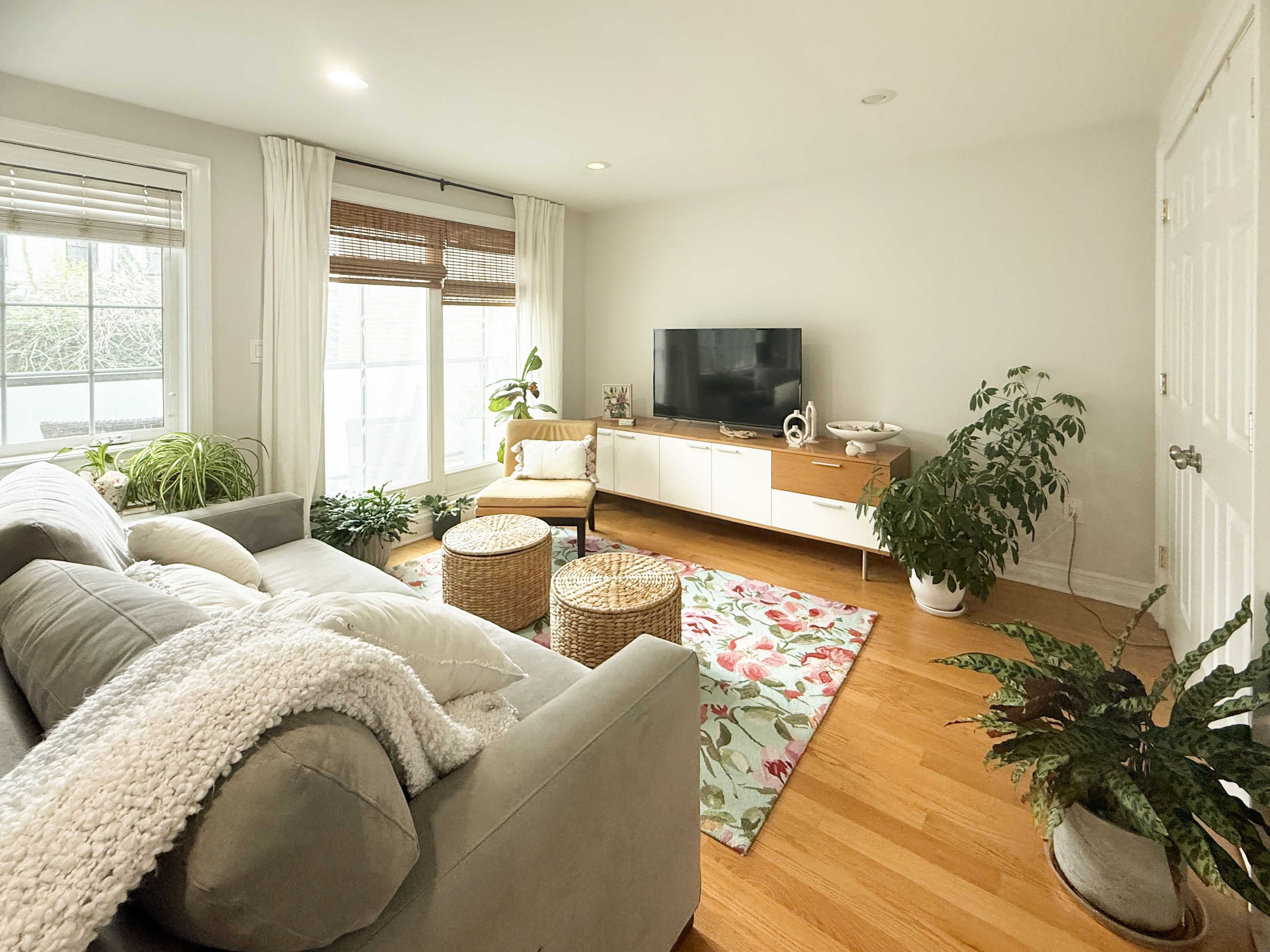 10-44 46th Road, Unit 2 Queens, NY 11101 - Photo 6 of 14