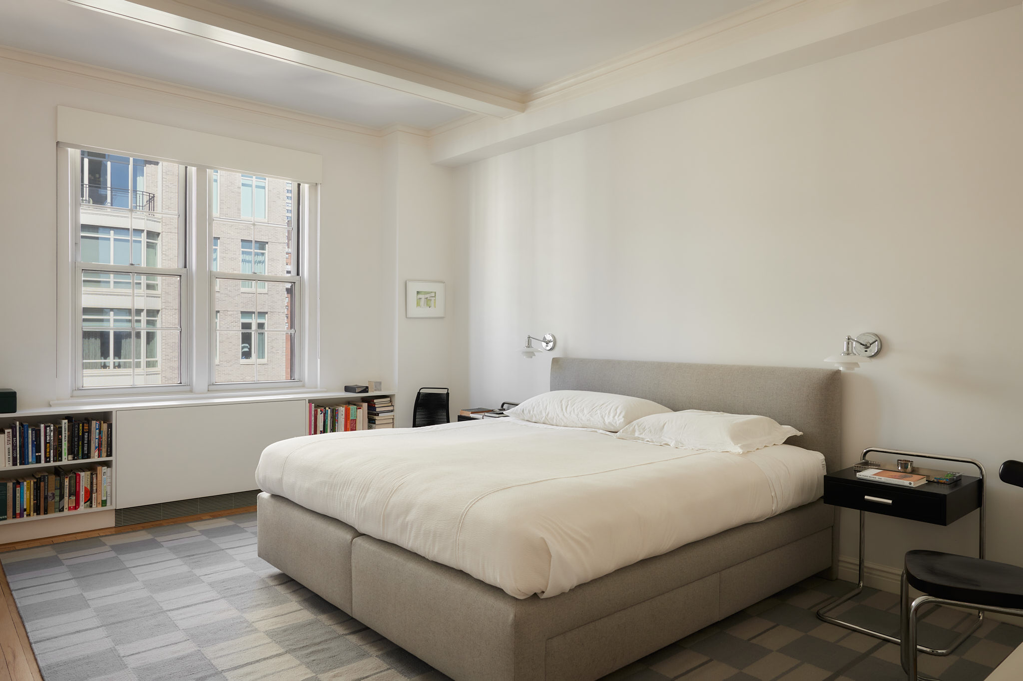 25 East End Avenue, Unit 11E Manhattan, NY 10075 - Photo 10 of 19 a bedroom with a bed and a window