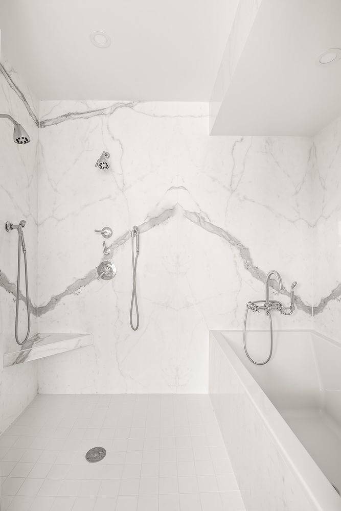 240 West End Avenue, Unit PH Manhattan, NY 10023 - Photo 10 of 25 a bathroom with a bathtub