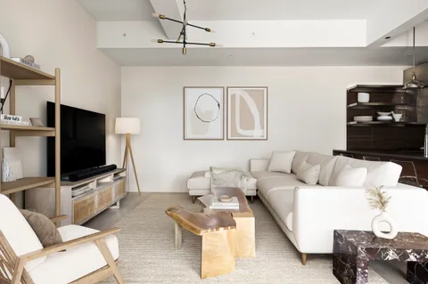 $2,450,000 | 170 South 1st Street, Unit 4B | Williamsburg
