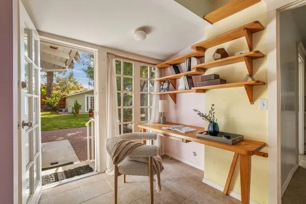 $2,495,000 | 3746 Ocean View Avenue, Los Angeles, CA 90066