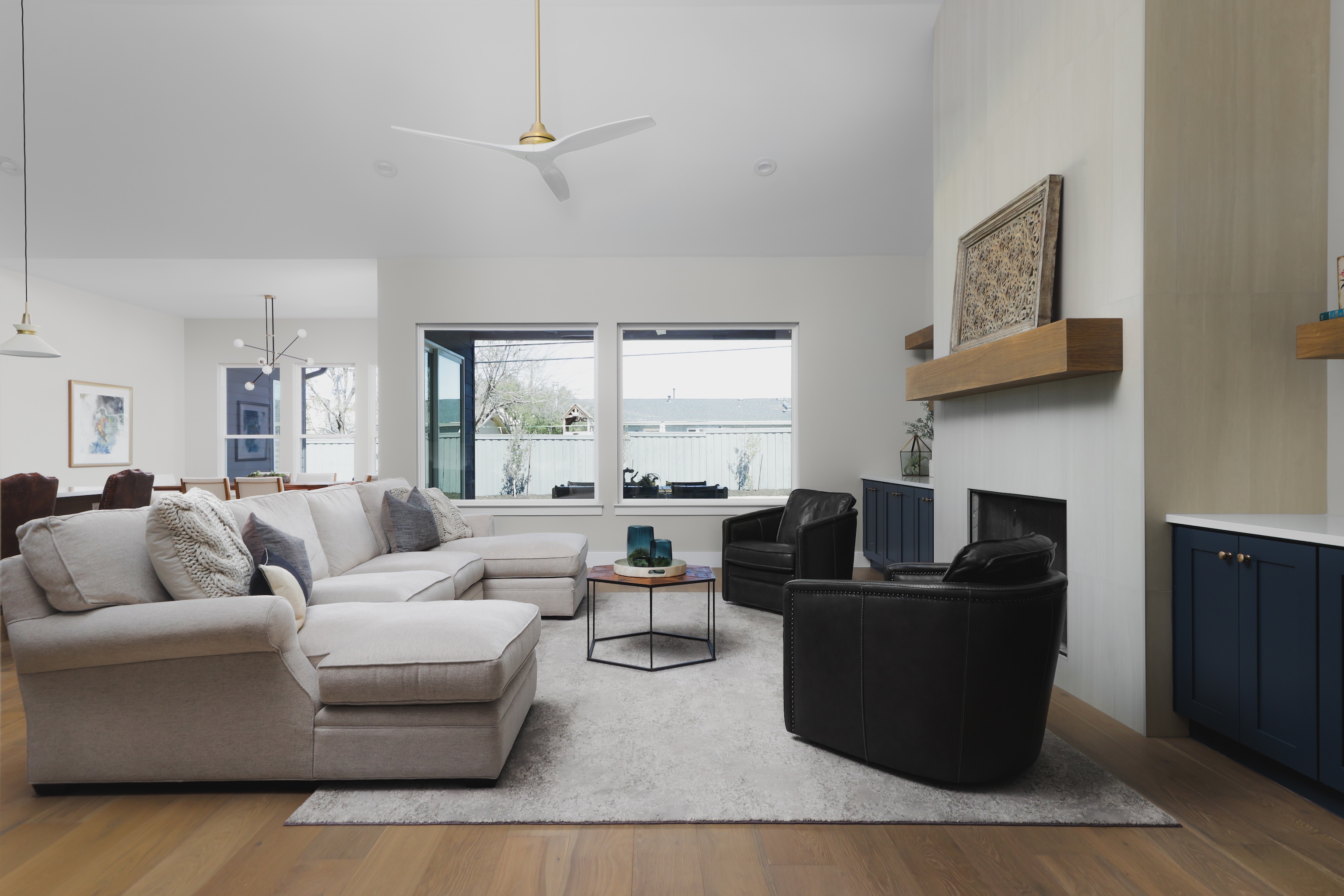 2602 Cascade Drive Austin, TX 78757 - Photo 3 of 29