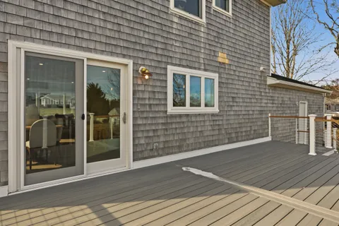 $1,295,000 | 30 Indian Road, Little Compton, RI 02837