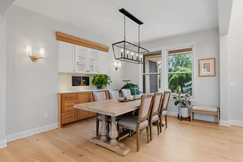 $1,195,000 | 10974 Alameda Avenue, Inver Grove Heights, MN 55077