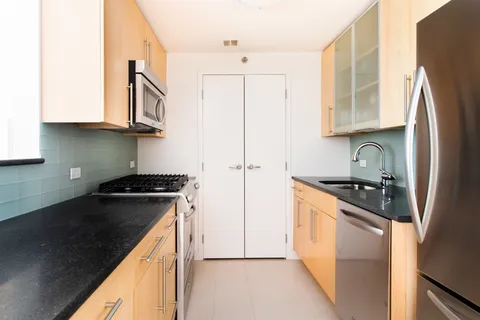 $999,000 | 40 West 116th Street, Unit A406 | Harlem