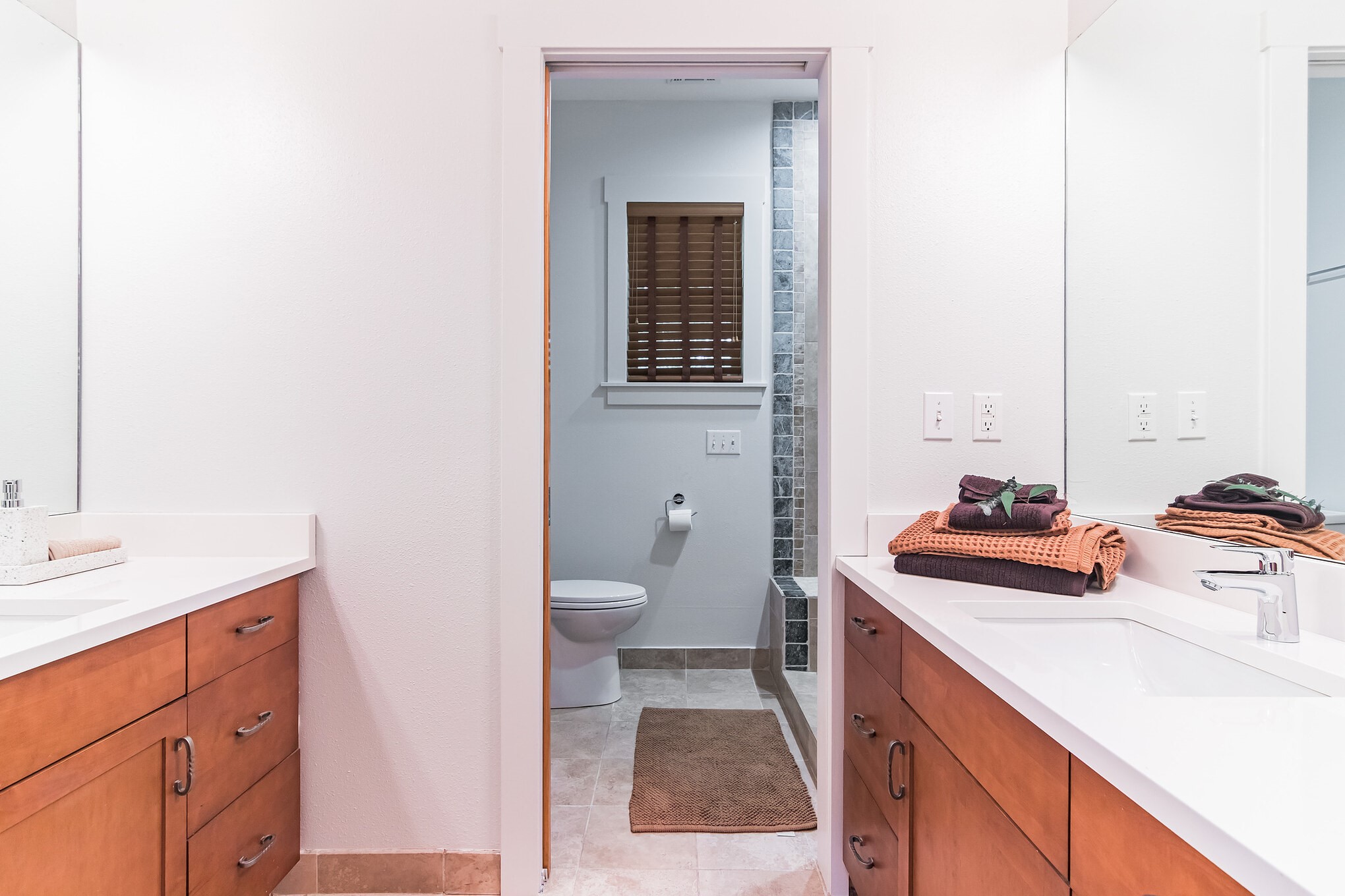 427 Ridgewood Road West Lake Hills, TX 78746 - Photo 24 of 38