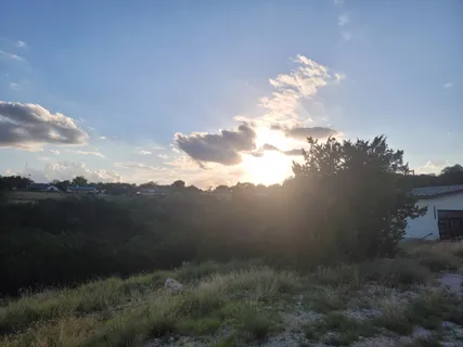 $600,000 | Bell Lane, Lago Vista, TX 78645