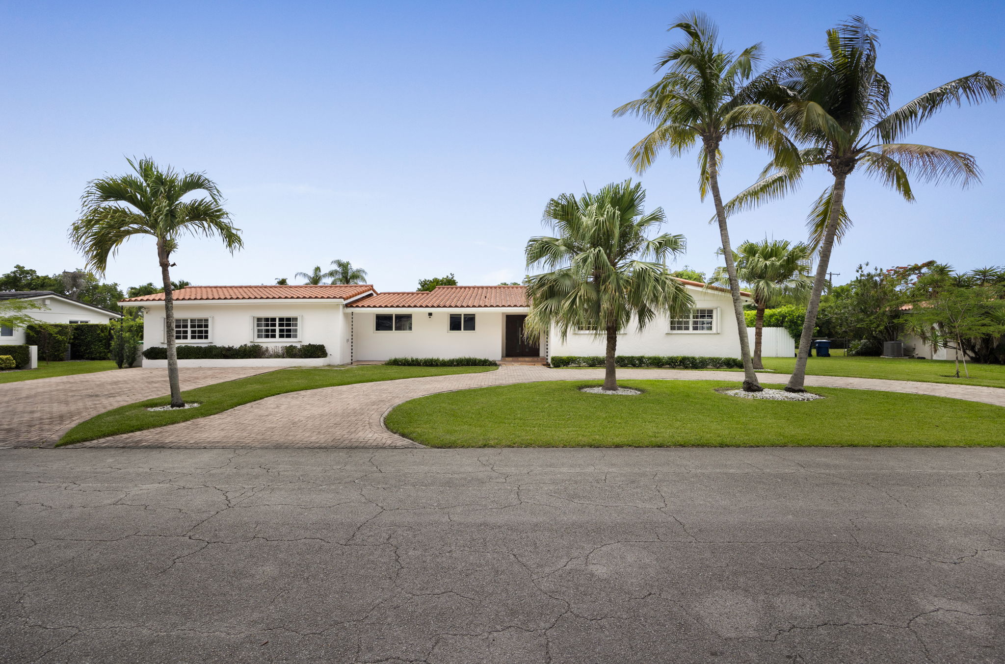 8345 Southwest 90th Street Miami, FL 33156 - Photo 1 of 5
