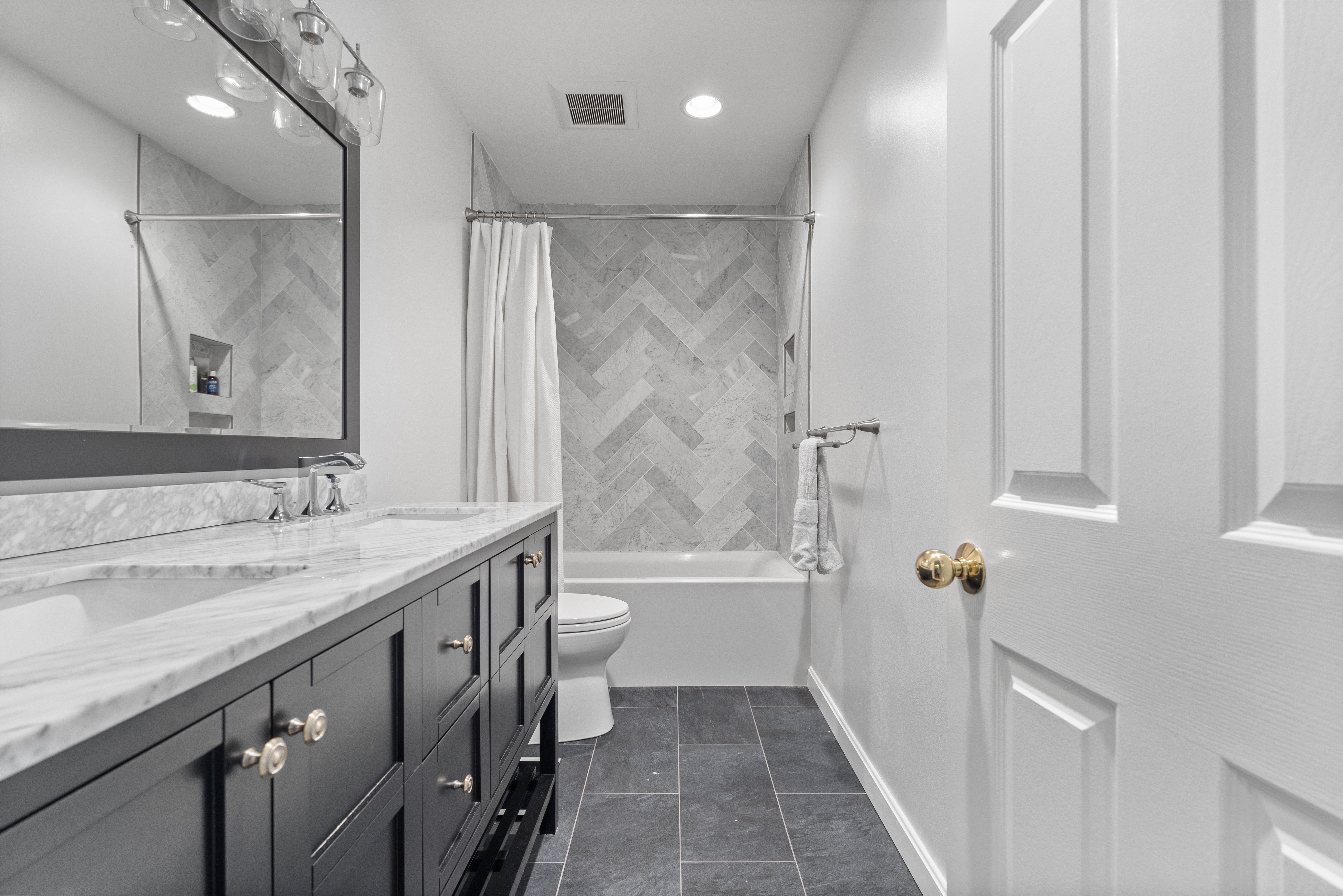 40 Joy Street, Unit 13 Boston, MA 02114 - Photo 5 of 8