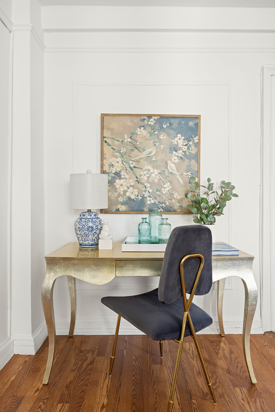 70 Remsen Street, Unit 9C Brooklyn, NY 11201 - Photo 7 of 11 a dining room with furniture and wooden floor