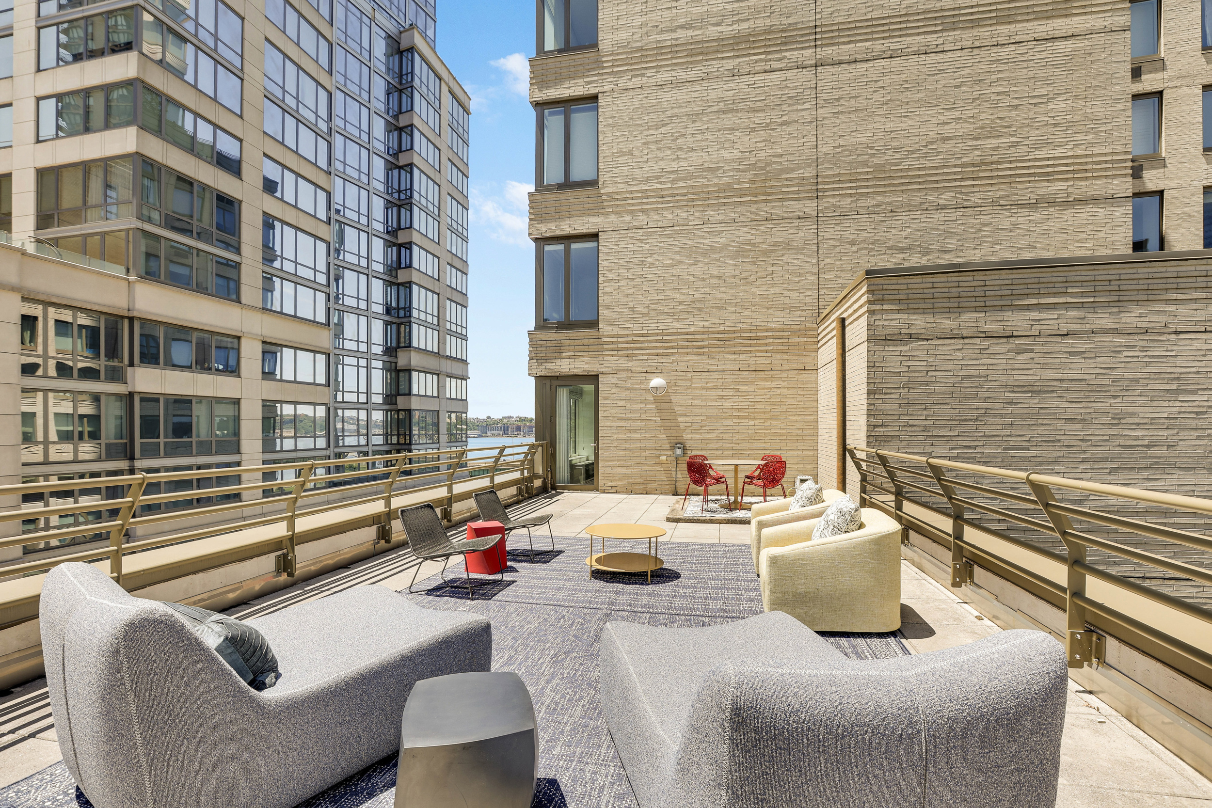 100 Riverside Boulevard, Unit 6R Manhattan, NY 10069 - Photo 3 of 14
