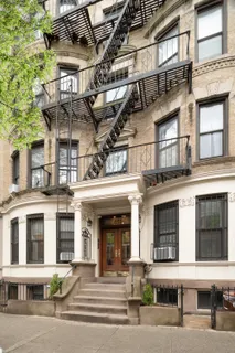 $749,000 | 466 15th Street, Unit 15 | Park Slope