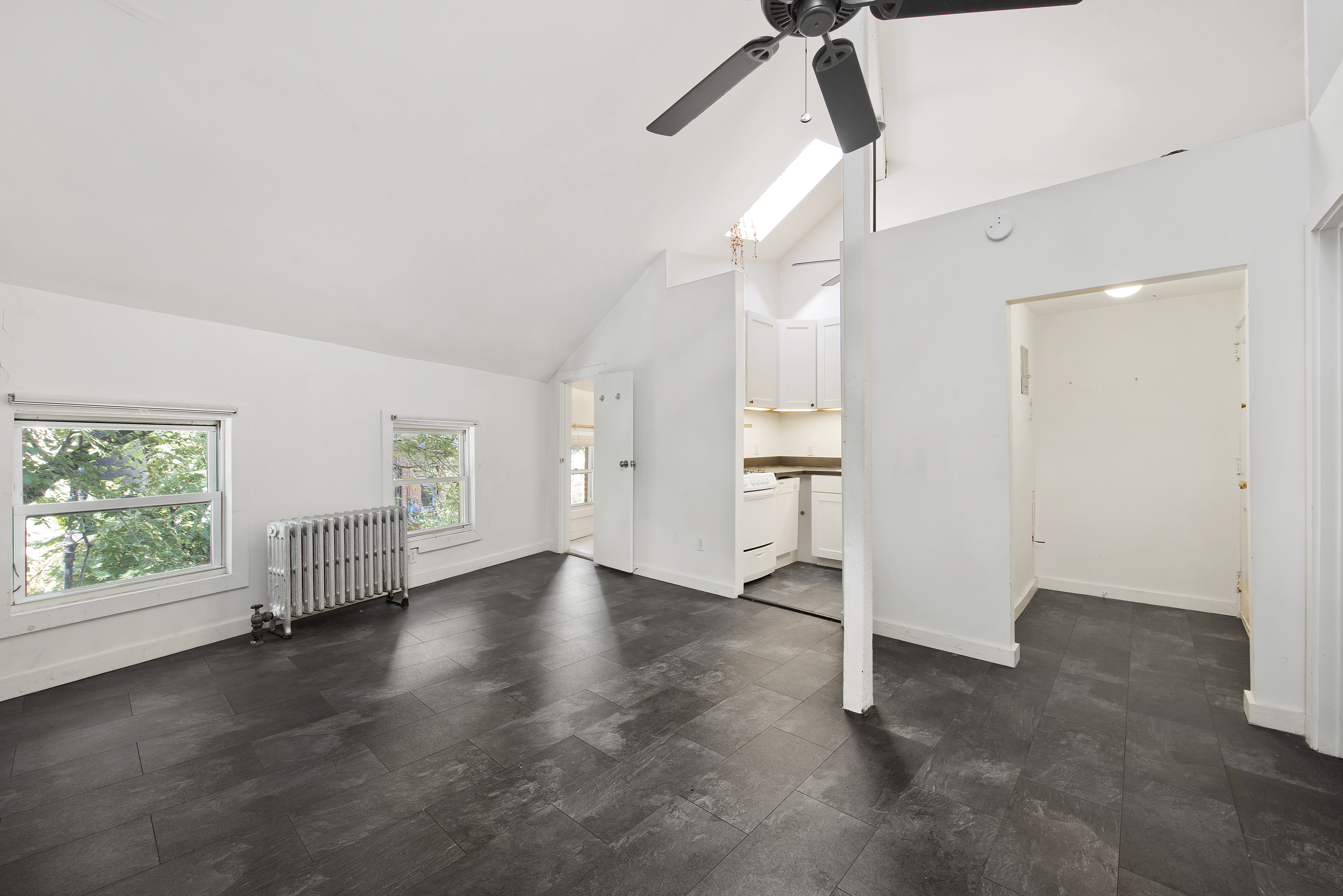 120 Charles Street Manhattan, NY 10014 - Photo 5 of 8