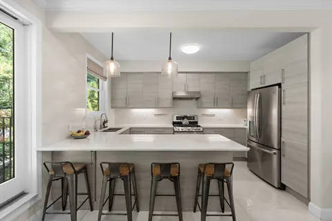 $1,299,000 | 55 West 19th Street, Weehawken, NJ 07086