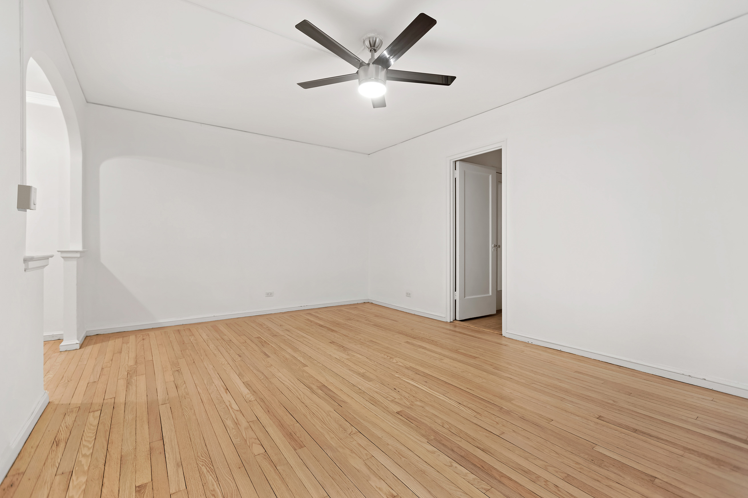 75 Bank Street, Unit 1B Manhattan, NY 10014 - Photo 3 of 10