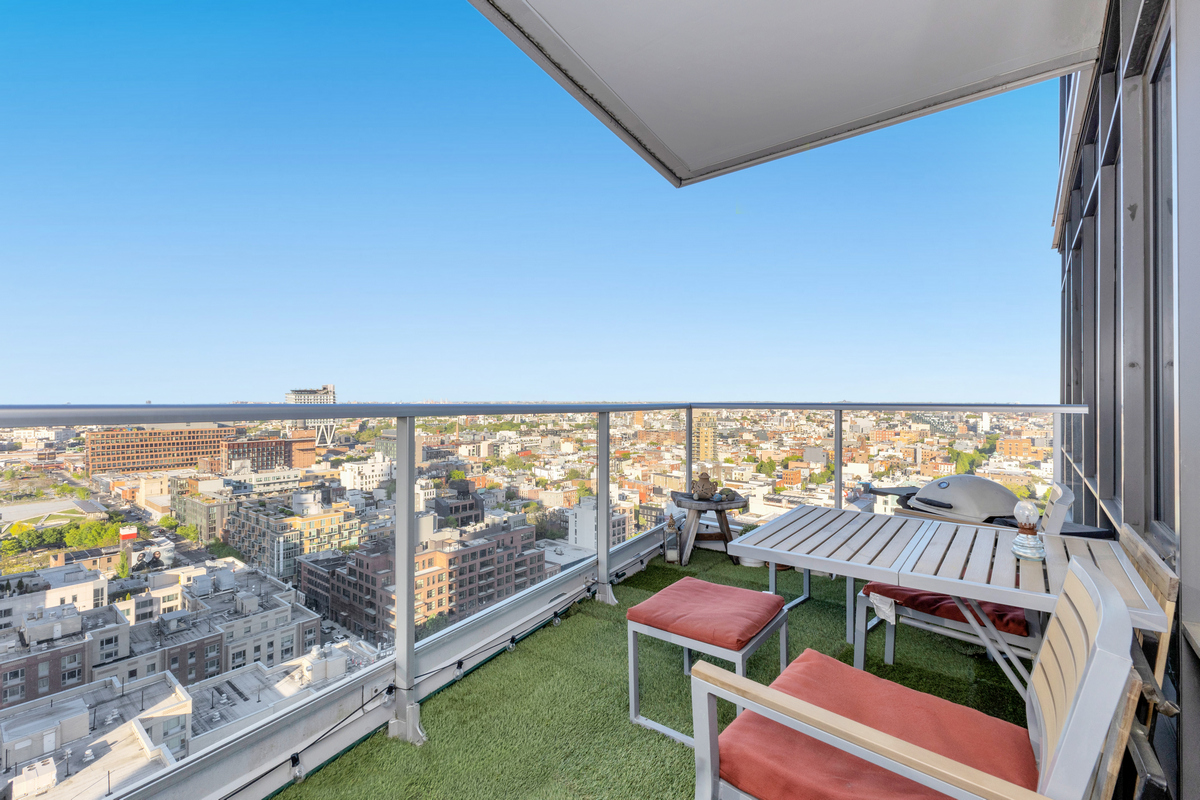 1 Northside Piers, Unit 24J Brooklyn, NY 11249 - Photo 6 of 16